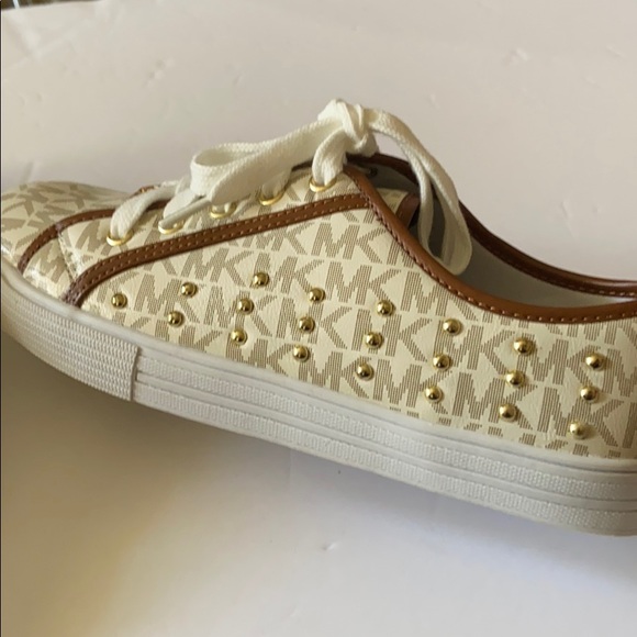 Michael Kors shoes - Picture 3 of 15